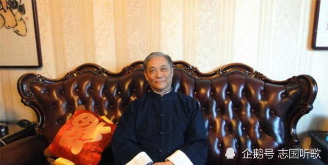 京剧大师张学津一生无子,逝世后全体徒弟跪拜:我们都是您的儿子