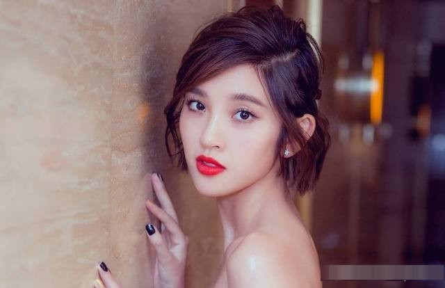 从四川走出来的5位女星,个个美丽动人,图3更是4000年