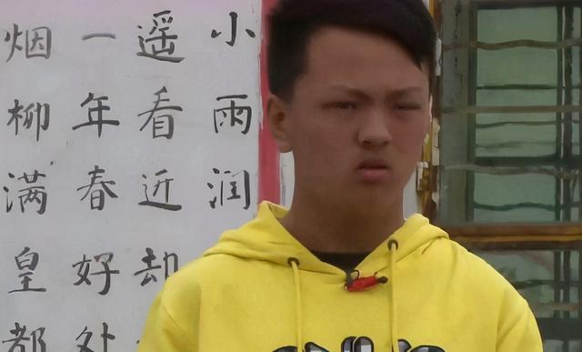 《变形计》张赢天:毒舌少年骂人无度,被农村温暖感化