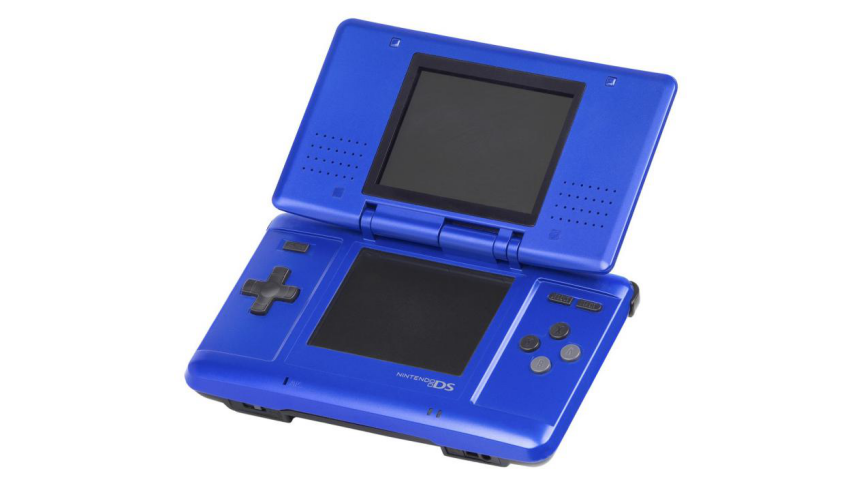 game boy 系列的最后一款产品,gb micro 于 2005 年发布,此时任天堂