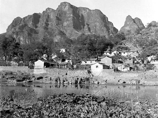 1936年的北京房山区老照片,静悄悄的村庄_腾讯新闻