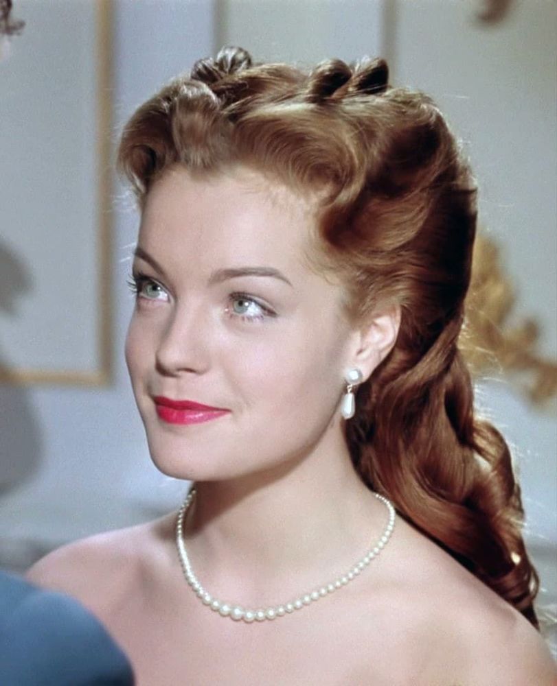 上个世纪五十年代,奥地利女演员罗密·施奈德在《茜茜公主》系列电影