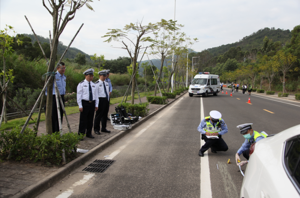 道路交通事故现场勘查大比武广东交警齐齐亮绝活