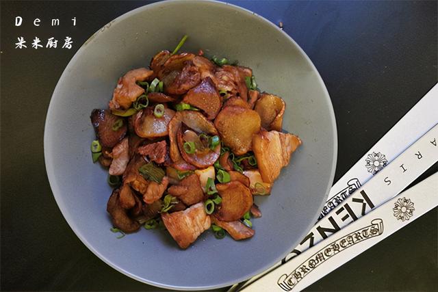 比回锅肉简单的盐煎肉土豆片,焦香酥嫩咸香可口,下酒又下饭