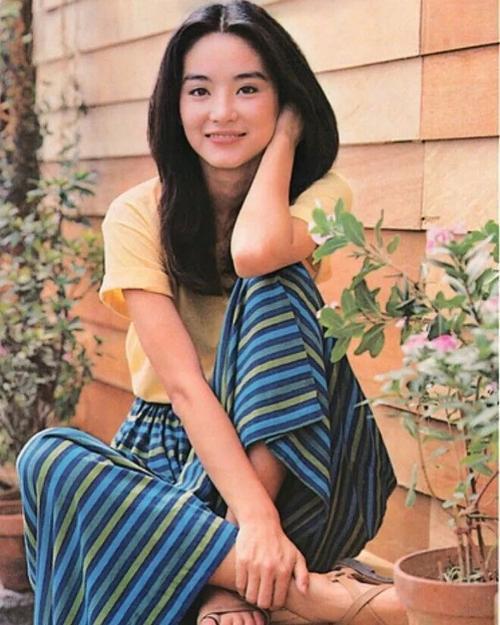 中年女人穿衣难?林青霞"永不过时"的穿衣心得,时髦还优雅