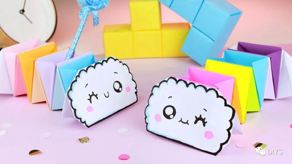 "折纸diy"带你学习如何折叠漂亮的彩虹文具盒!