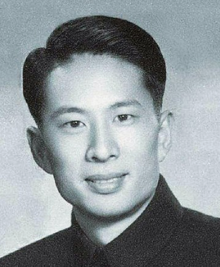 著名影星冯喆49岁死因成谜妻子不与他合葬