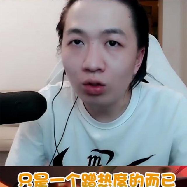 景慧表白吕德华2个月后一张吕德华小学生照片流出看清模样后愣了