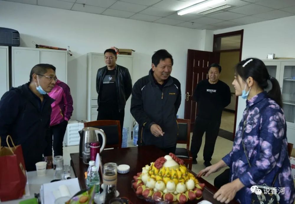 文字马会云 摄影周景峰选择一个公众号,就是选择一种文化以及价值观