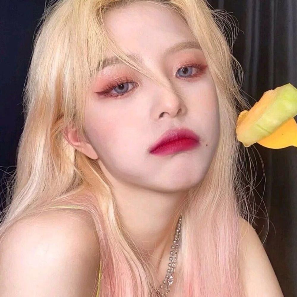 一眼惊艳的女生头像