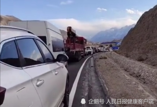 喀什疫情亲历者：忽然被通知不能出家门