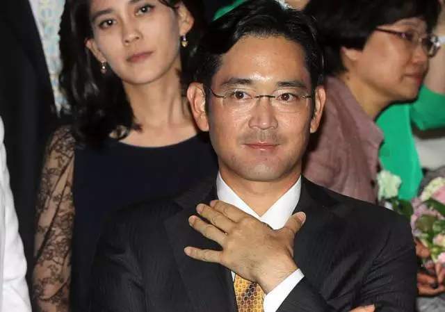 三星老板李健熙去世,留下11万亿家产,儿子继承要交7万亿遗产税