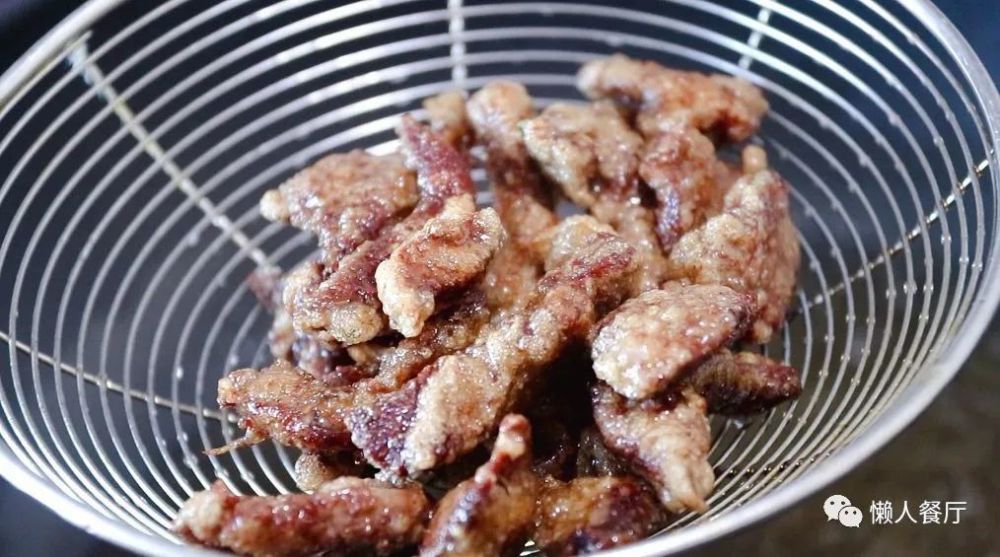 原来炸鸡肝这么好吃,买了4元的鸡肝,回家炸了一盘,外脆里软