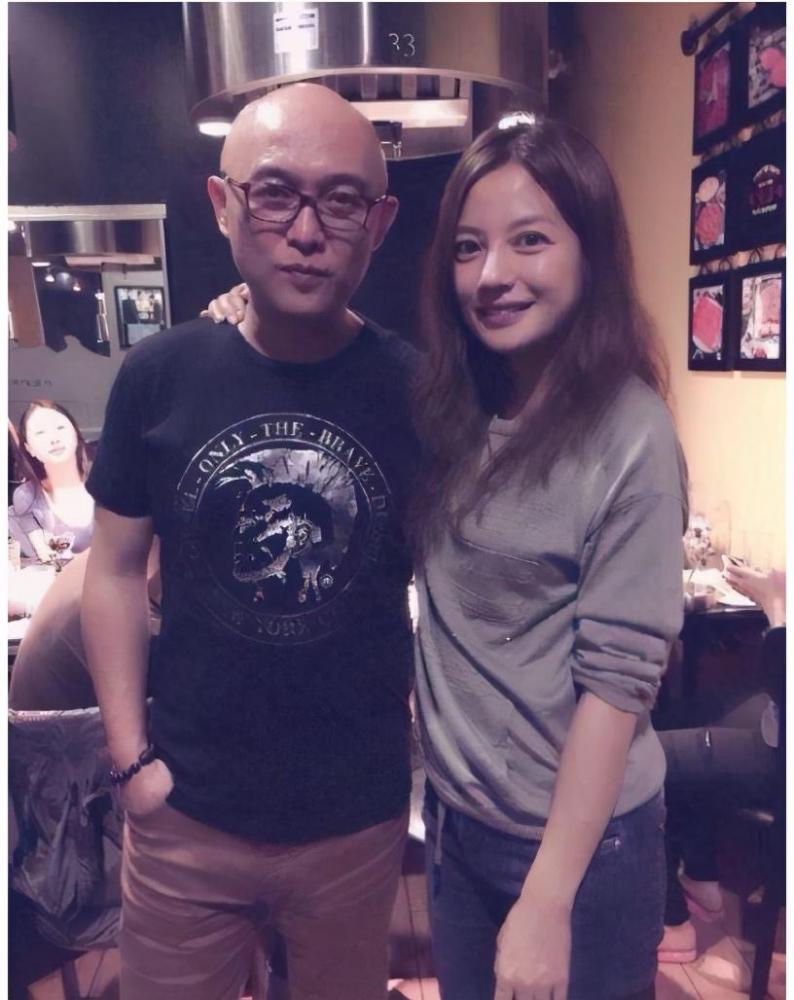 孟非女儿去年留学归来,近照温婉可人,网友: