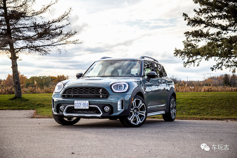 2021年宝马mini countryman:庞大的乡下人