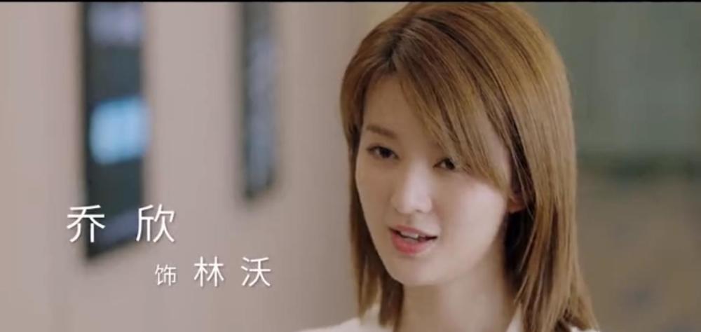 《小风暴》官宣,乔欣胡一天猎场过招!甜蜜背后是陷阱