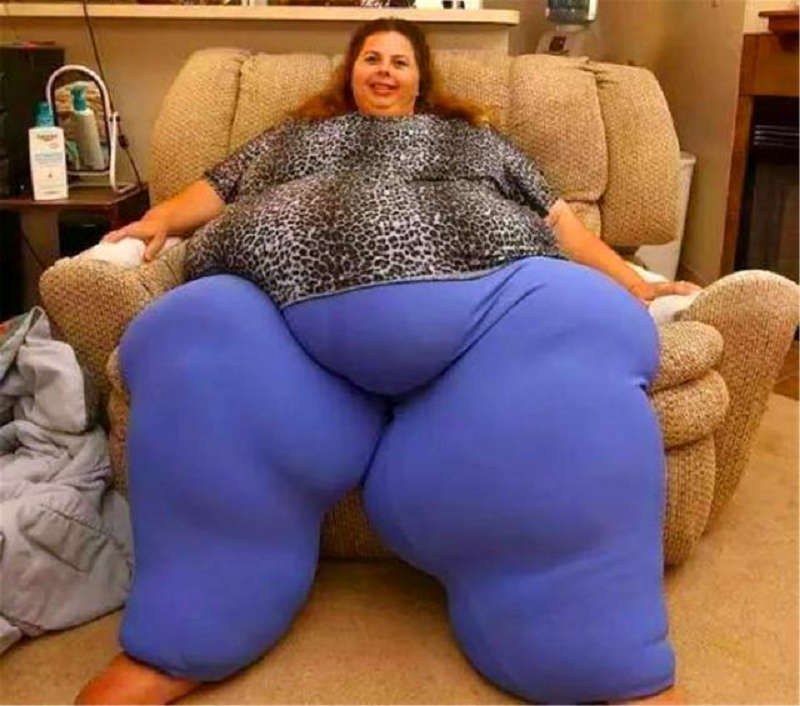 女孩体重500斤,嫁人后被宠成1450斤的胖子,梦想体重超过2000斤