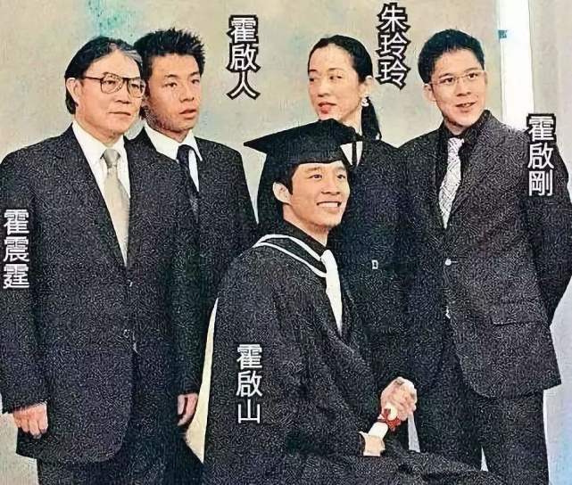 霍启刚和霍启仁同样都是霍英东的孙子,为何他们的人生
