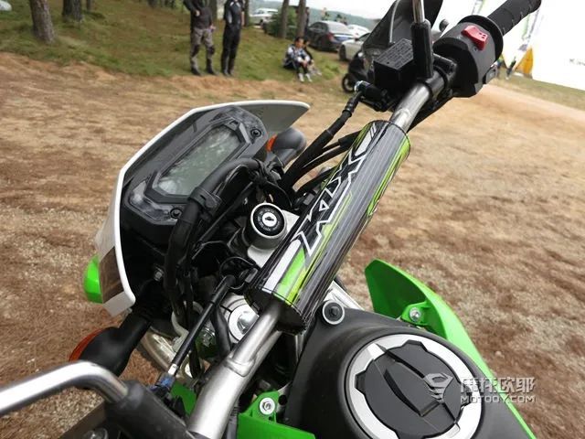 别摔!真的别摔,试驾川崎klx230新车后给你一些防护改装建议