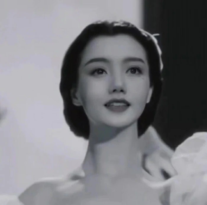 y女生头像老照片