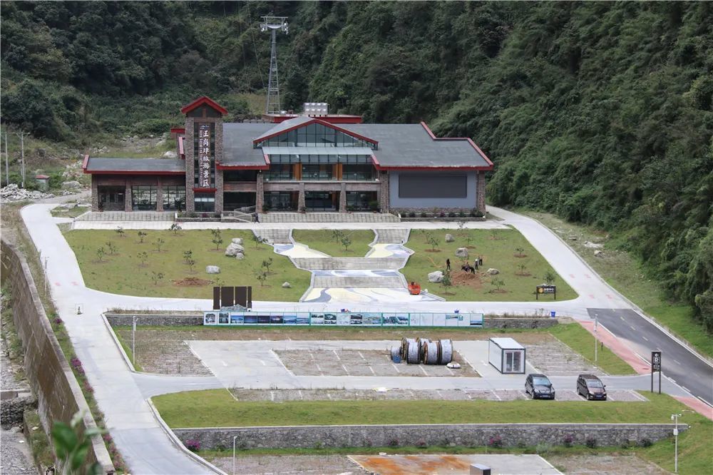雅安各区县人口_雅安职业技术学院