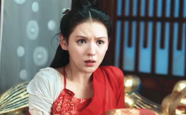 《海大鱼》张予曦批量复制人妖恋,这么雷的剧情,真是难为演员了