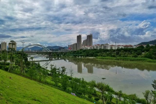 文山市经济总量2019_文山市图片(2)