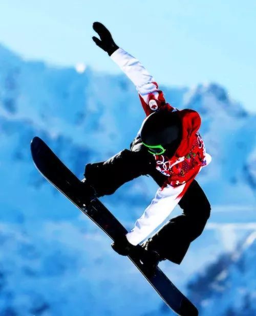 加拿大单板滑雪第一帅 麦克莫里斯:杀不死我的,会让我