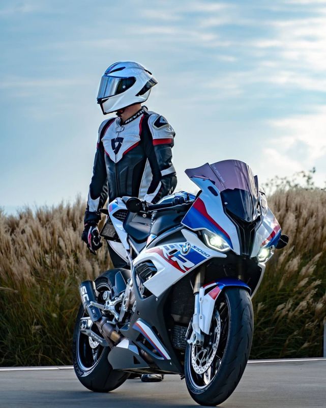 宝马机车美图,bmw s1000rr 2020