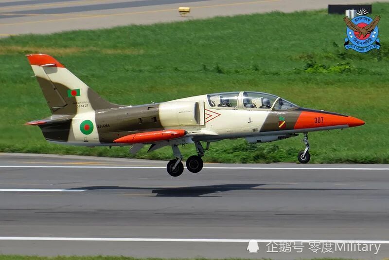 雅克-130教练机13架 注:ft-7与雅克-130是可以当做战斗机使用 直升机