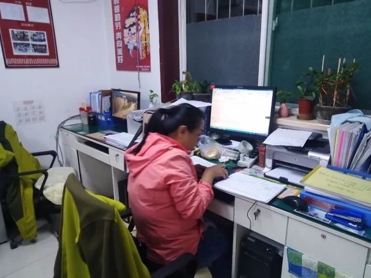 人口普查在外借房子怎么办_人口普查(3)