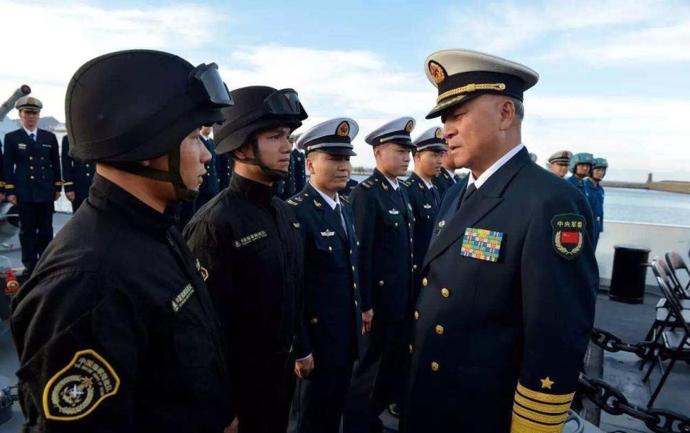 他官至副国,59岁任副总参谋长,61岁任海军司令员,今年