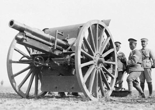 国军使用的m-1903野战炮