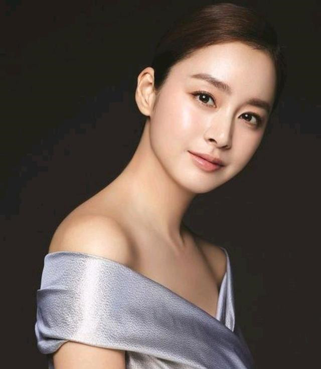 全球最美的6位女星,中国有两位上榜,不是范冰冰和林志玲