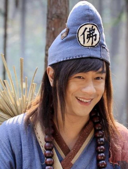 《天龙八部》, 陈浩民在中饰演段誉一角,而2009年《活佛济公》电视剧
