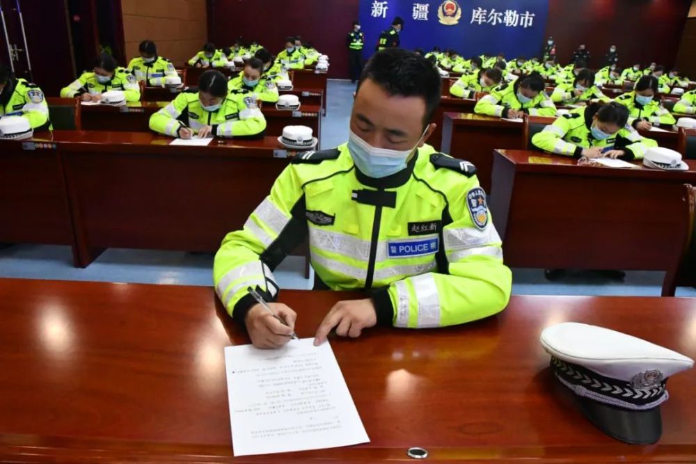 【一线传真】火速围观!库尔勒市公安局骑警警务实战技能大比武,飒!