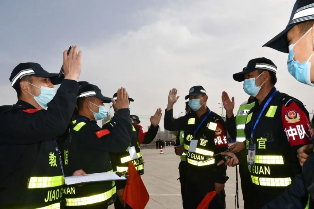 【一线传真】火速围观!库尔勒市公安局骑警警务实战技能大比武,飒!