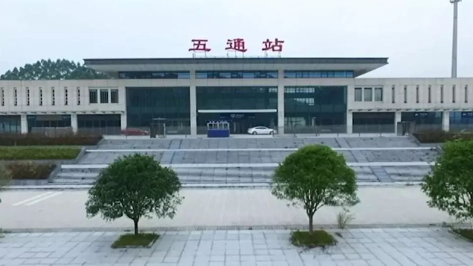 火车客运站,它们分别是桂林站,桂林北站,桂林西站,永福南站,兴安北站