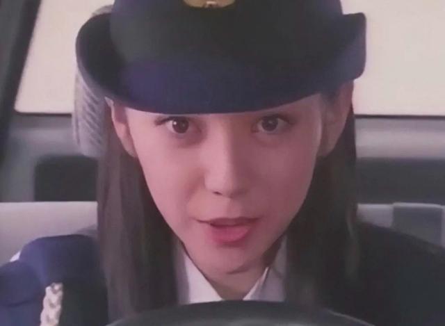 铁甲小宝那个善良女警花43岁依旧甜到犯规初恋的感觉