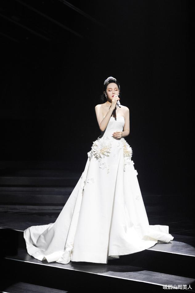 伊能静婚纱_伊能静婚纱照(3)