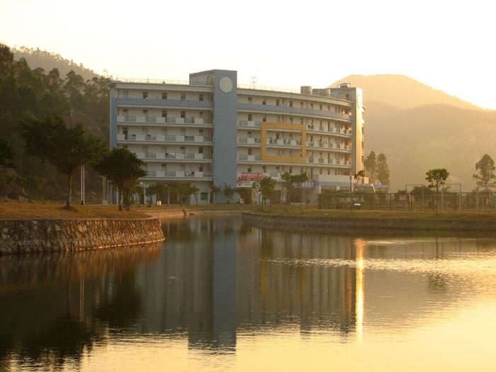 7,遵义医科大学珠海校区