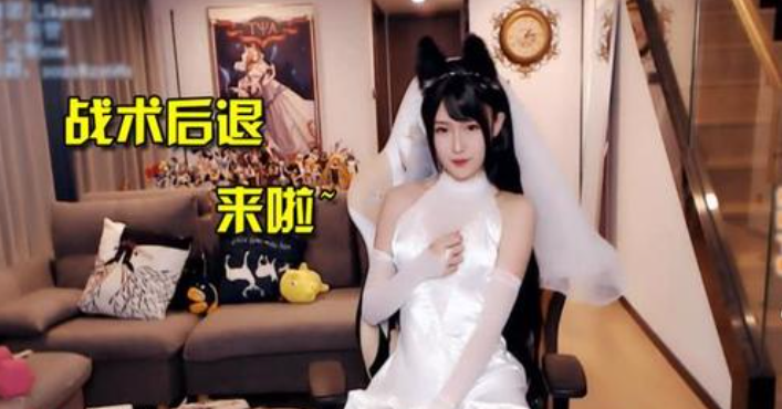 婚纱女主播_婚纱头像女(2)