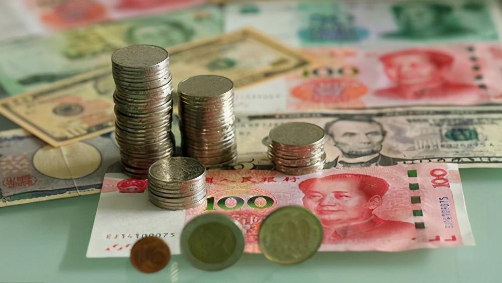 英国经济总量是多少英镑_英国gdp2020年总量(3)