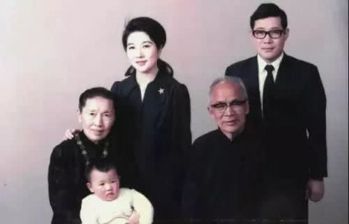 "民国三大女流氓",她们霸占上海滩,"黑白通吃"并且貌美如花!