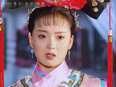 第二位则是王艳饰演的"晴儿,她堪称很多人心目中的"白月光,而她的哭