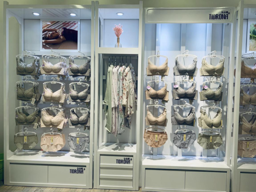 普通内衣店_普通内衣店装修效果图(3)