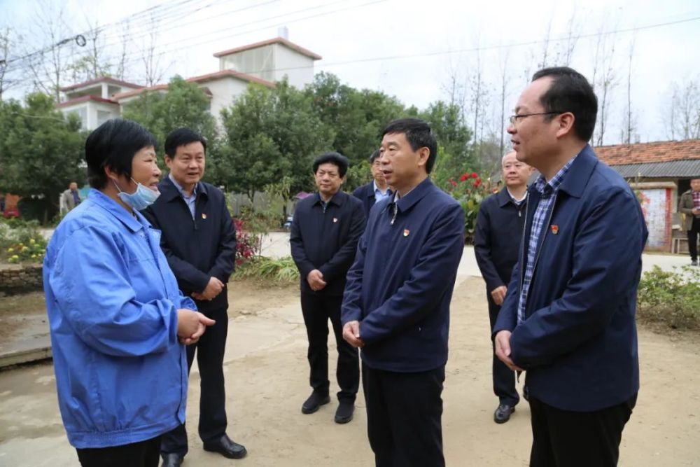 【头条】乔新江到固始县潢川县调研脱贫攻坚和乡村振兴工作