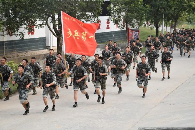 从战火中走出来的"一等功臣连!