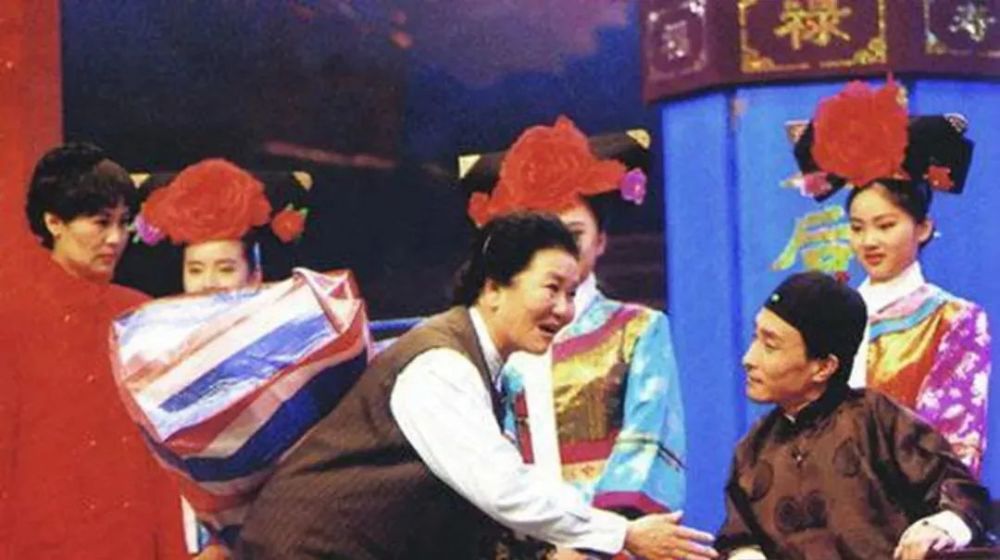 提起小品演员赵丽蓉,相信大家都会想起,她和巩汉林共同演绎的经典