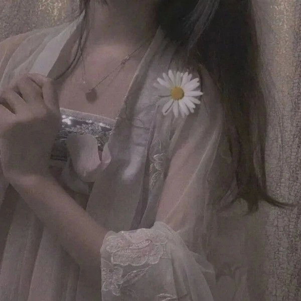白舟月温柔 女生头像